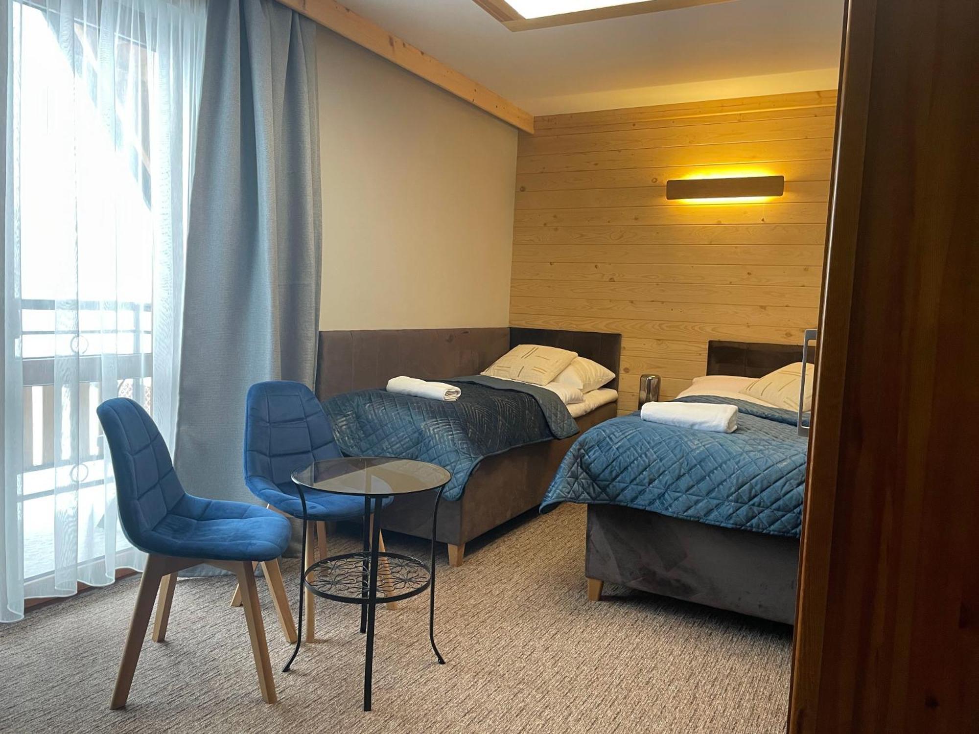 Willa Krolewska - Wellness Spa - Widokowe Pokoje I Apartamenty Kościelisko Rum bild